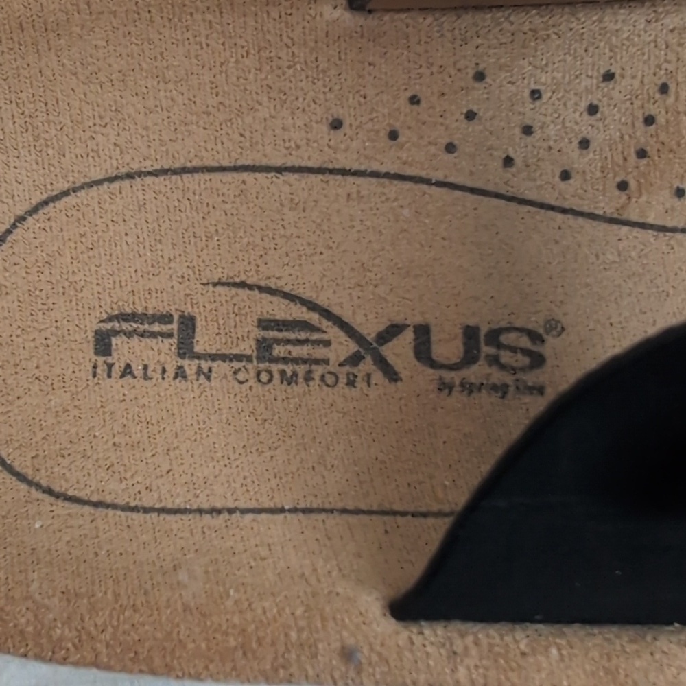 Flexus by Spring Step Italian Comfort Black Buckle Bayside Sandal size 9 or 38 - Picture 3 of 8